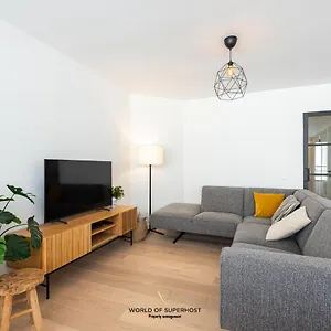  Appartement Bright Near The Sea And The Marina